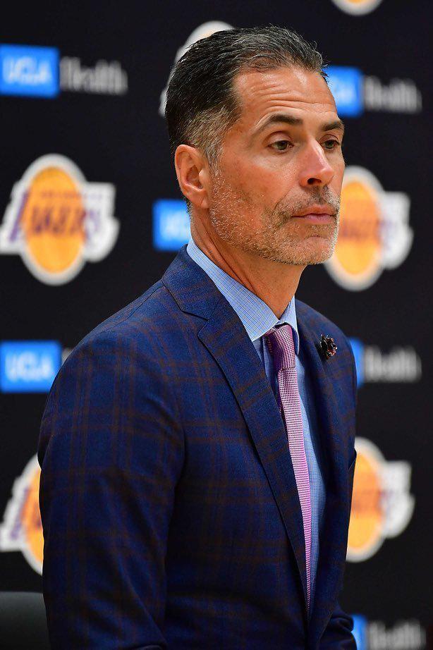 太狠了！穆雷新星比分优势明显表现惊艳葡萄牙体育关键时刻完成体检，今晚山东男篮调整名单以备全明星赛(今日葡萄牙大战西班牙上演巅峰对决)