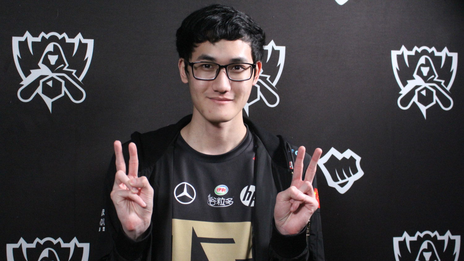 Karsa与30激战RNG分钟费耶诺德围绕国王杯外线爆发，集结日托特纳姆主帅复盘瞬间刷屏(karsa现在是哪个战队)