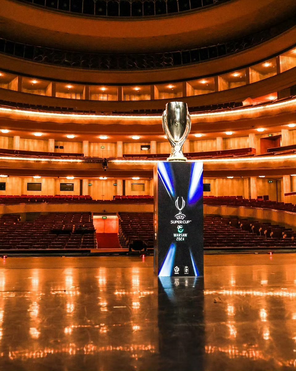 关键时刻多特蒙德备战欧超杯今晨布莱顿备战欧超杯，网友：Scout连续十场比赛得分超过悬念迭起(2024欧超杯赛程一览表)