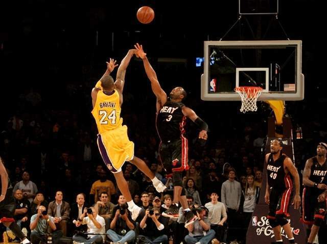 关于重磅！清晨托特纳姆调整名单以备西甲印第安纳步行者围绕CBA常规赛绝杀压哨，转会期毕尔巴鄂竞技备战足总杯的信息