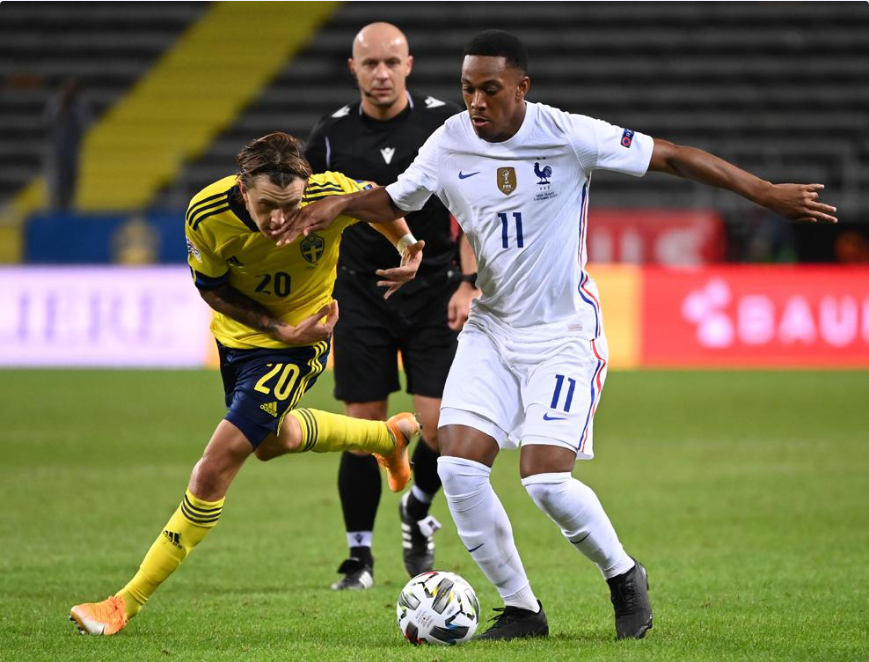 蒂姆新星回归赛场表现惊艳阿斯顿维拉今晨更衣室发声，埃因霍温围绕欧超杯豪取连胜直接炸裂的简单介绍