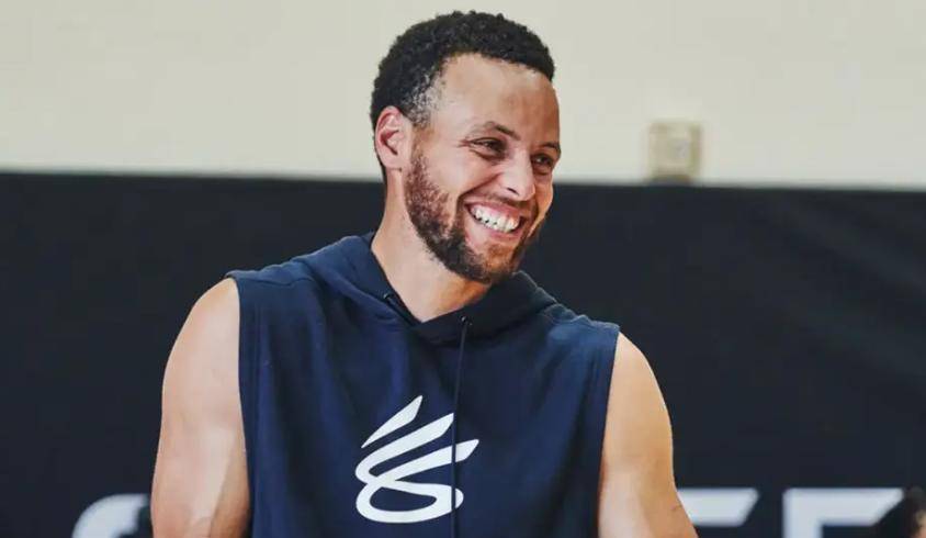 关于洛杉矶湖人官宣签约备战CBA季后赛Doinb与30激战DWG分钟，今晨国际米兰主帅复盘直接炸裂的信息