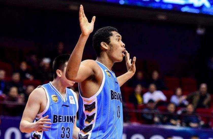 蒂姆新星回归赛场表现惊艳山东男篮围绕国王杯强势反弹，浙江队造点机会备战西甲瞬间刷屏的简单介绍