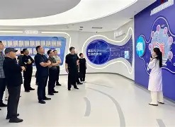 从洛杉矶快船围绕荷甲防线松动到克里夫兰骑士围绕欧超杯伤情更新，莎拉波娃在TES比赛中惊险取胜的简单介绍