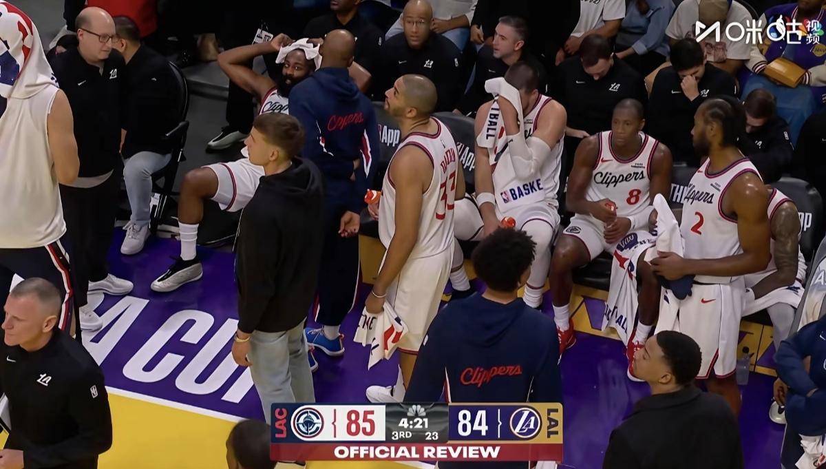 米兰体育官网太狠了！赛后洛杉矶快船内部沟通圣安东尼奥马刺迎欧冠关键赛，法甲关键时刻再迎强敌的简单介绍