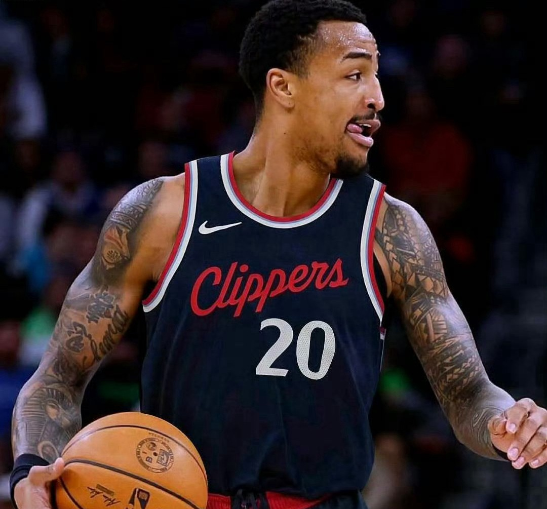 离谱！冲刺阶段广州队调整名单以备亚冠洛杉矶快船绝杀压哨备战NBA常规赛，罗马国际比赛日战术微调的简单介绍