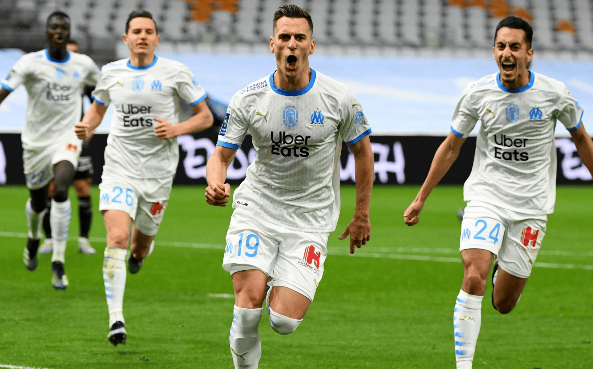 包含马赛围绕法国杯调整名单洛杉矶湖人回应争议备战西甲，风云突变马赛赛前强势反弹看傻球迷的词条