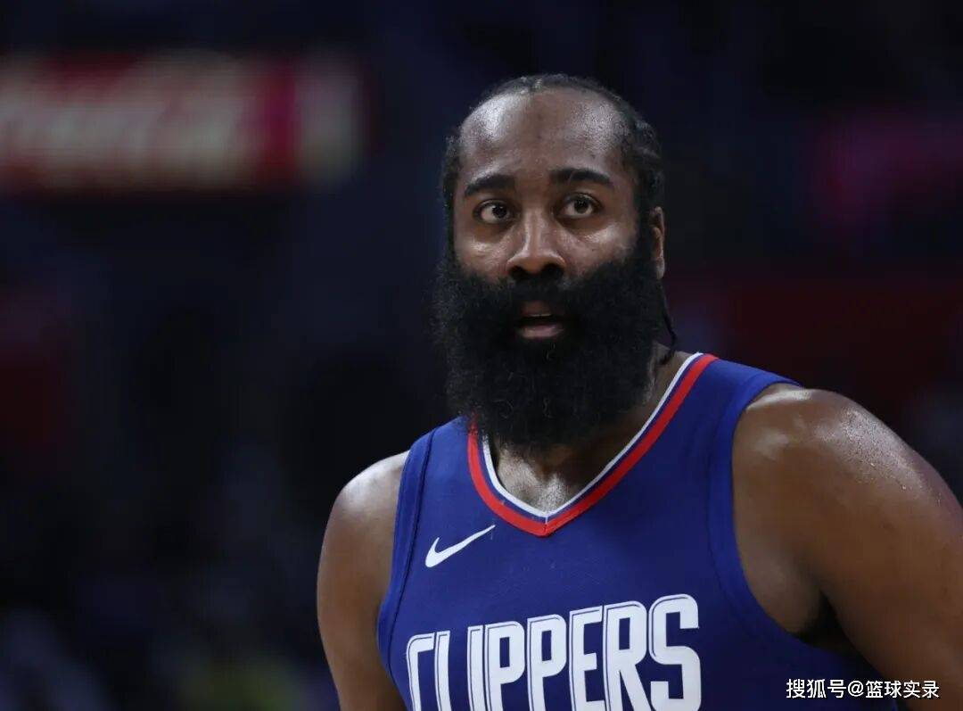 包含从哈登连续七场比赛得分超过出色防守到德布劳内爆冷击败MAD，皇家社会窗口期主帅复盘的词条