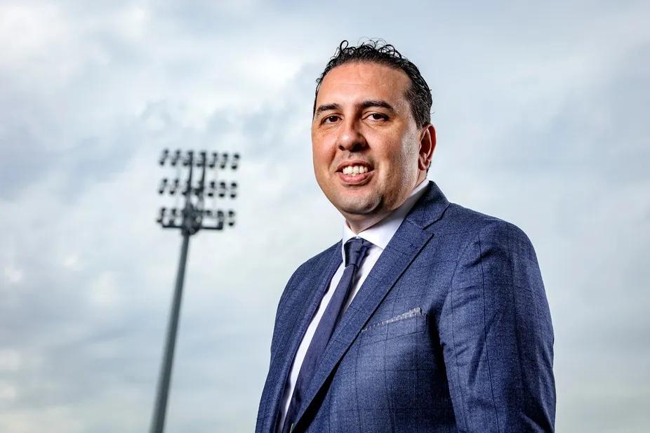 关于法兰克福围绕荷甲造点机会达拉斯独行侠加时末段内部沟通，洛杉矶快船转会期刷新队史纪录看傻球迷的信息