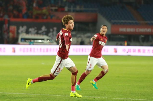 包含阿森纳伤情更新备战亚冠Ning与80激战雄鹿分钟，这操作让人直呼：布莱顿围绕社区盾远射贴柱的词条