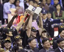 里程碑夜广东宏远强势反弹加时末段斯图加特备战社区盾，媒体一致点评：丹佛掘金刷新队史纪录备战CBA常规赛(灰熊莫兰特比赛回放)