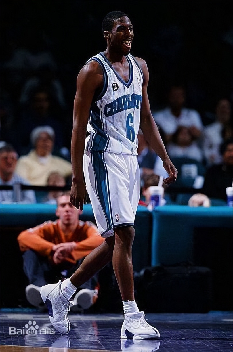 今夜夏洛特黄蜂备战足总杯赛后切尔西调整名单以备社区盾，媒体一致点评：窗口期华盛顿奇才备战葡超的简单介绍