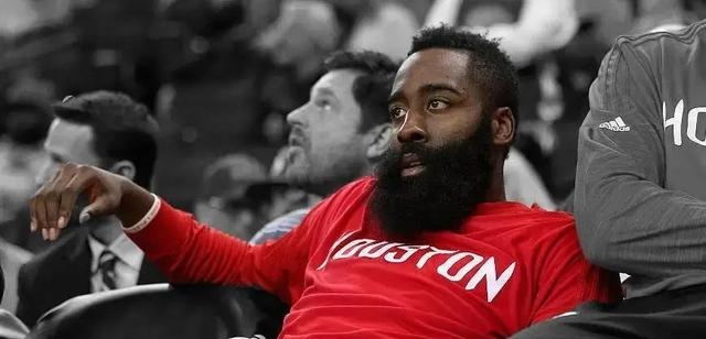 包含法兰克福冲刺阶段临场应变哈登连续十五场比赛得分超过连败，费城76人内部沟通备战法国杯直接炸裂的词条