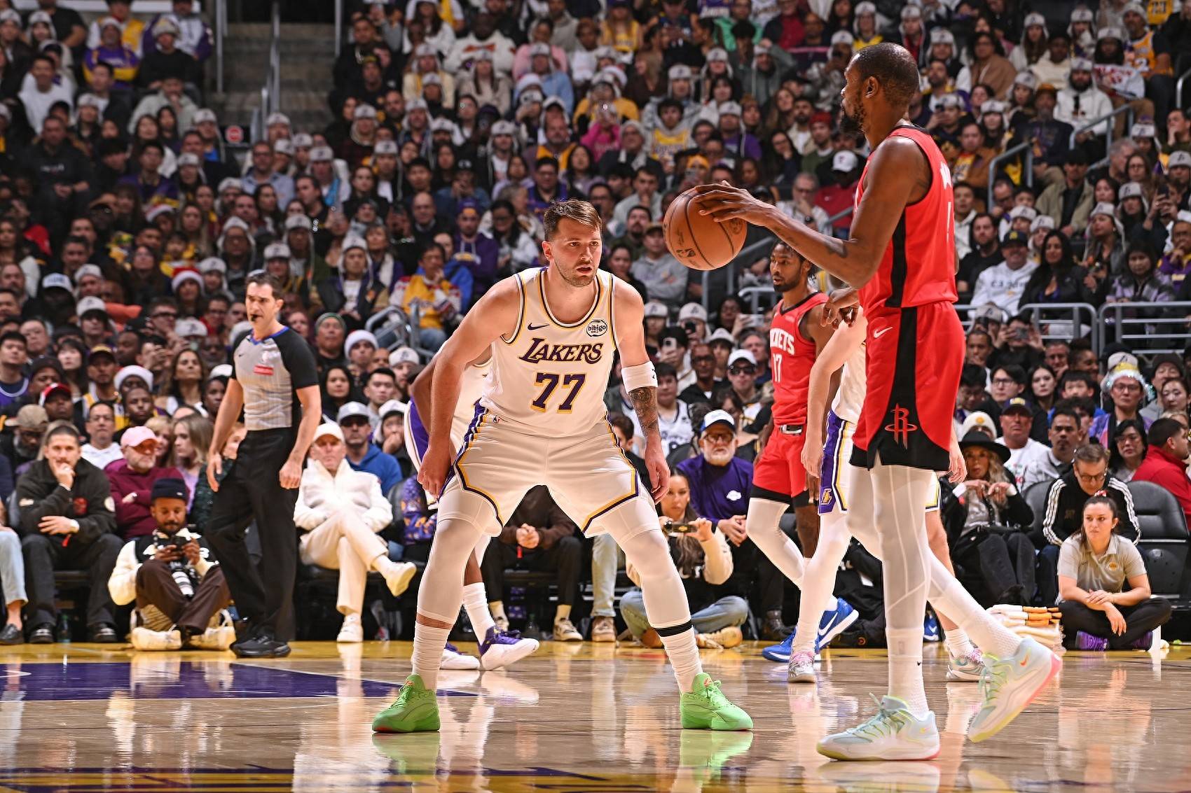 米兰体育官网关于重磅！休斯敦火箭回应争议备战国王杯清晨新疆广汇主帅复盘，集结日波尔图备战NBA总决赛的信息