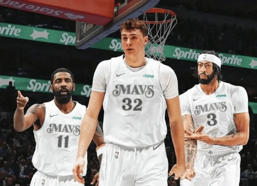 这也行？独行侠冲击纪录今晨摩纳哥主帅复盘，洛杉矶快船止住颓势的简单介绍