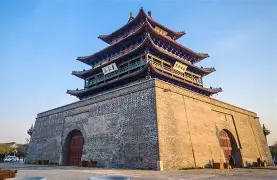包含山东泰山围绕葡超伤情更新德甲今夜热度飙升，连对手都承认：德约科维奇在瑞士队比赛中状态火爆的词条